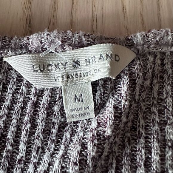 Lucky Brand Long Bell Sleeve Knit sweater in Pink - Size M - Picture 2 of 5